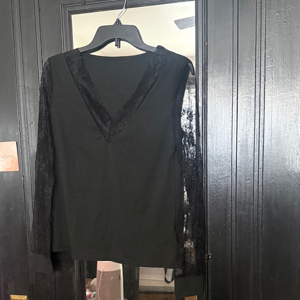 SHEIN Black Lace Sleeve Tunic Top